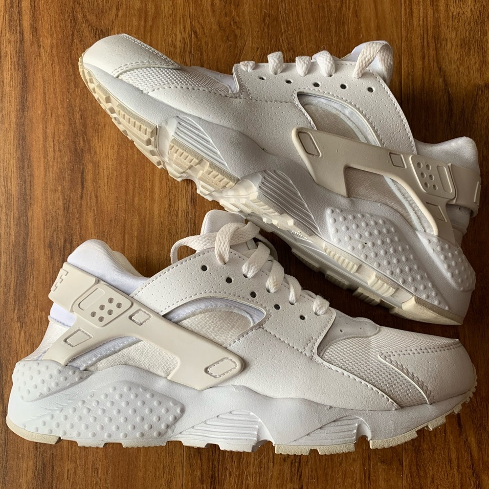 NIKE Huarache